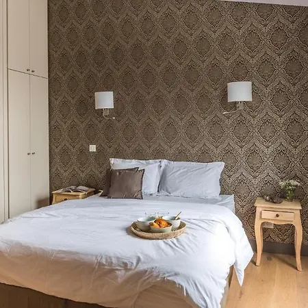 Apartment Bastille Liberte Paris