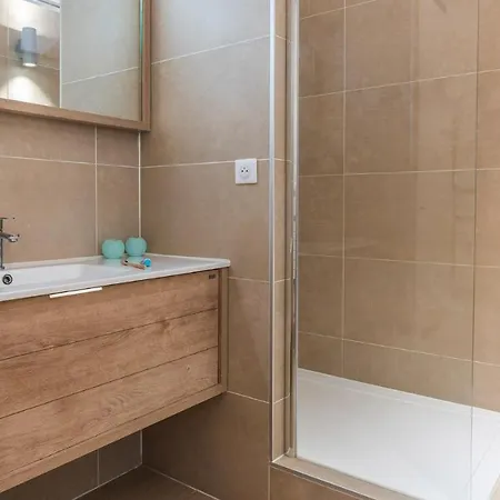 Bastille Liberte Apartment *