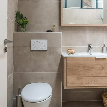 Bastille Liberte Apartment *